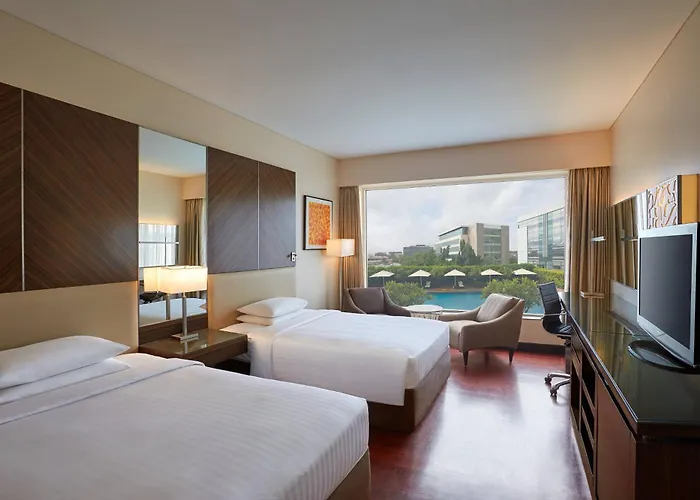 Courtyard By Marriott Mumbai International Airport